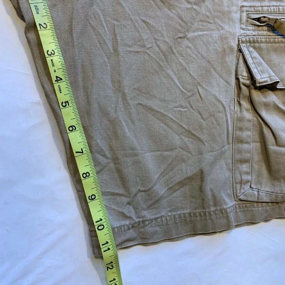 Vintage Lee Dungarees Cargo Shorts Mens 32x11 Longer‎ Length Heavyweight Khaki